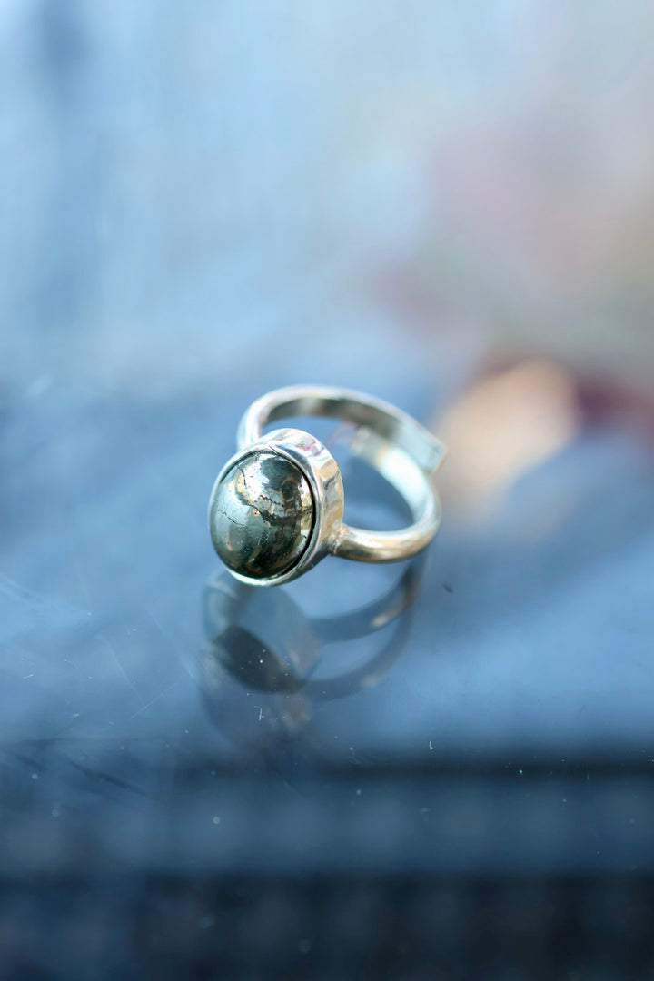 Kanakan Finger Ring - Pyrite