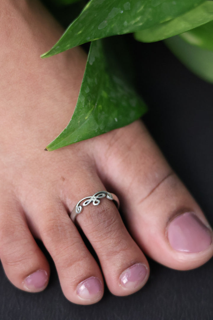 Kolam 92.5 Silver Toe Ring - TR027